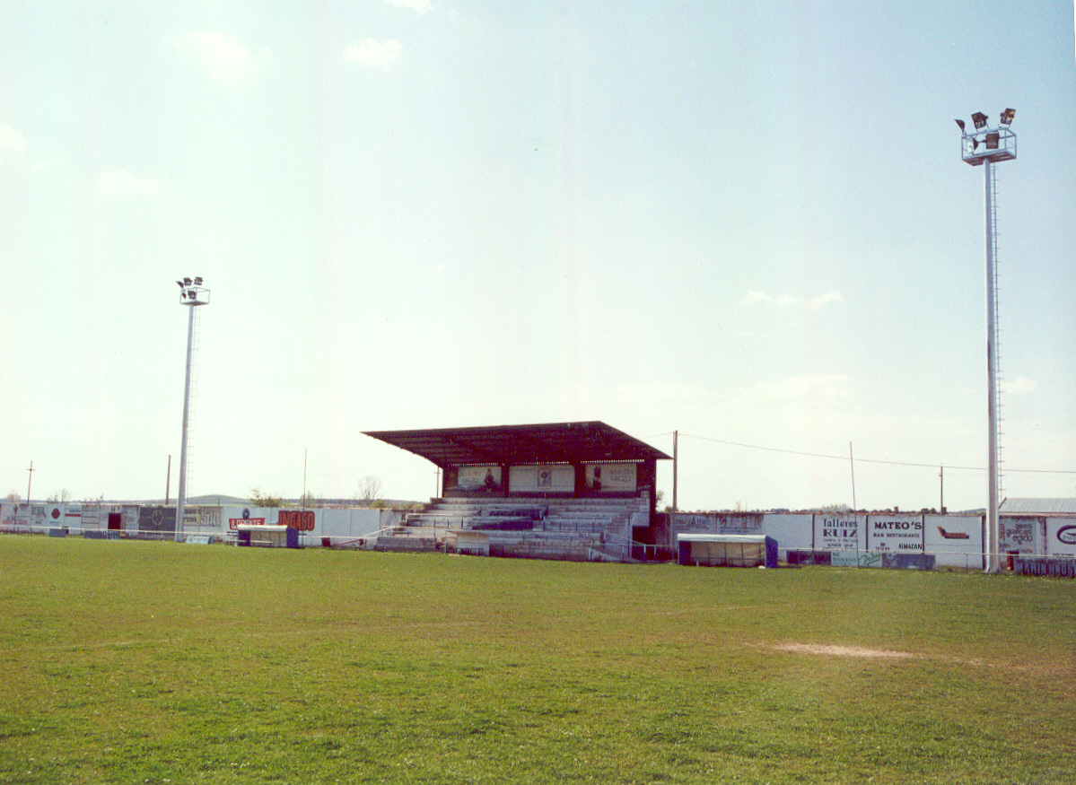 Campo de Fútbol de Almazán. (Soria)